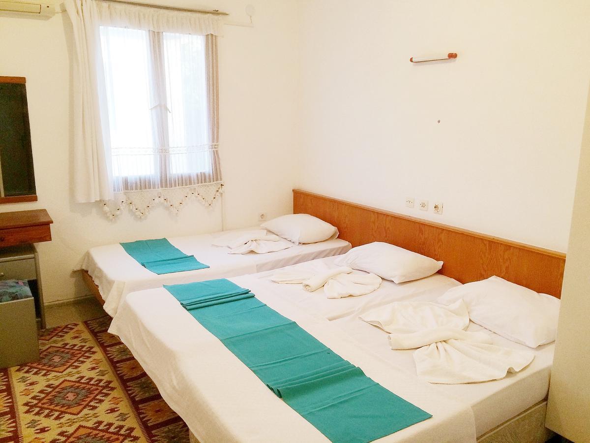 Parmis Rooms Çeşme Exteriör bild