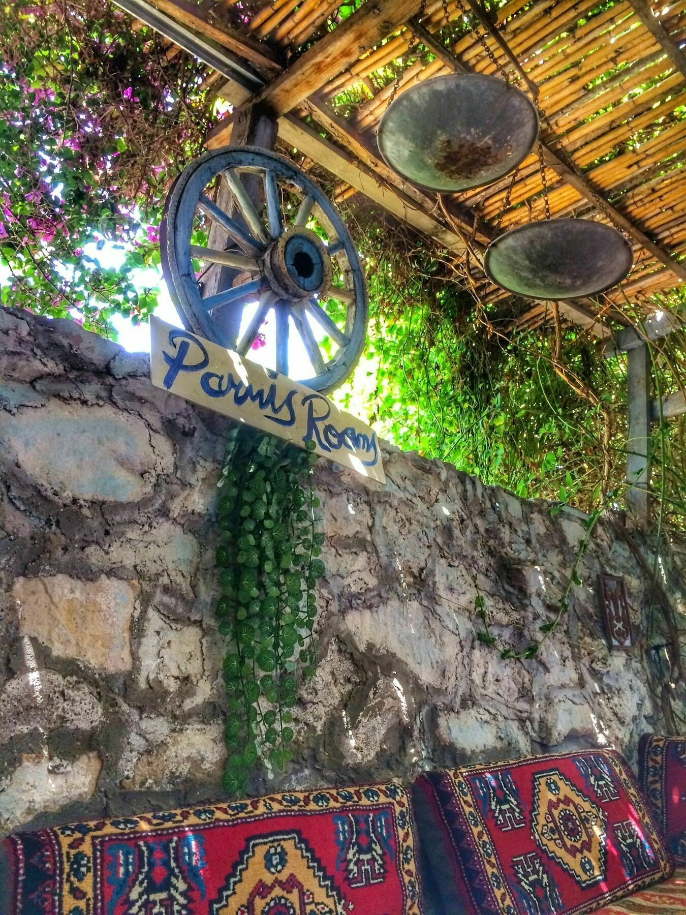 Parmis Rooms Çeşme Exteriör bild