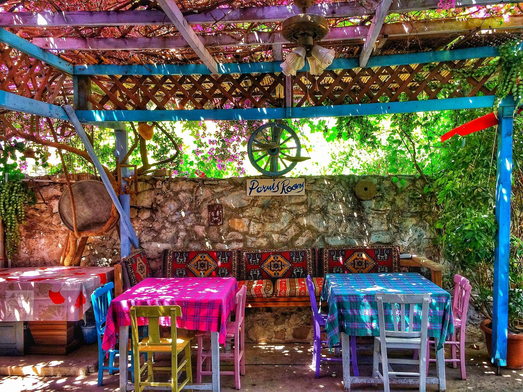 Parmis Rooms Çeşme Exteriör bild