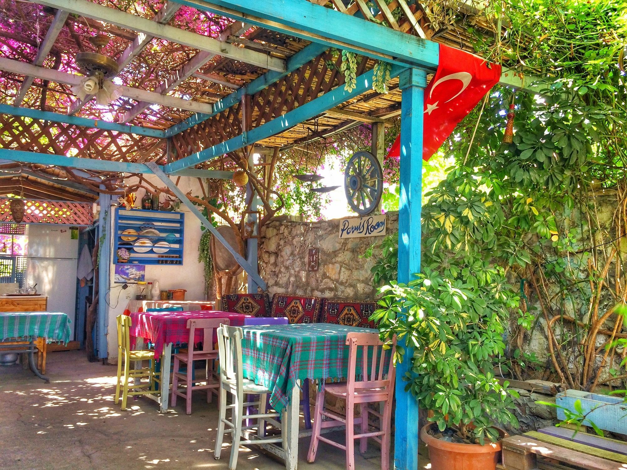 Parmis Rooms Çeşme Exteriör bild